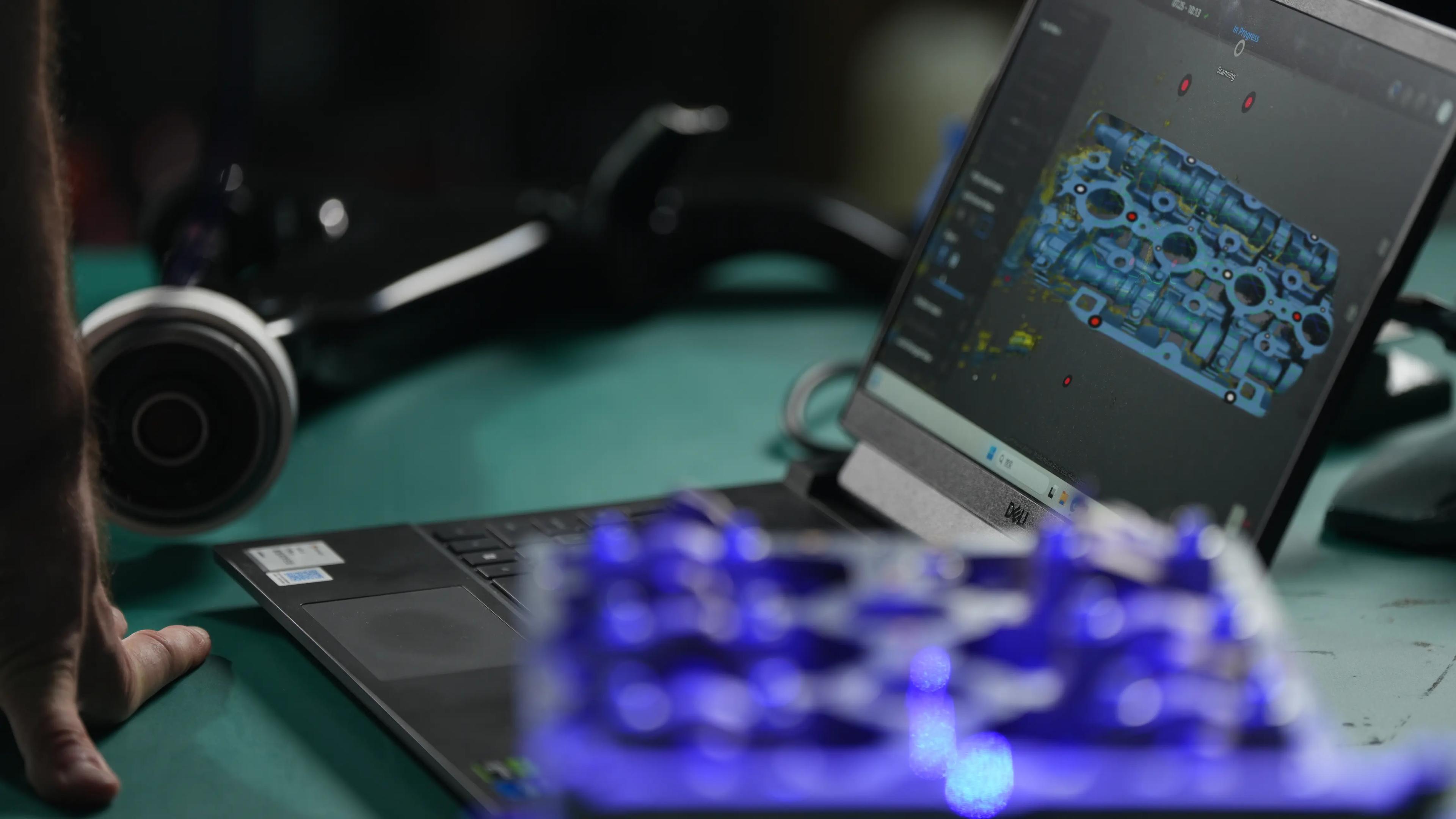 Small workpiece application case