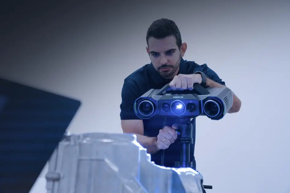 Precision measurement of glass parts